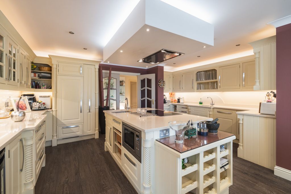 Additional image 9 of 3 bed flat for saleLa Route De La Cote, St. Martin, Jersey JE3