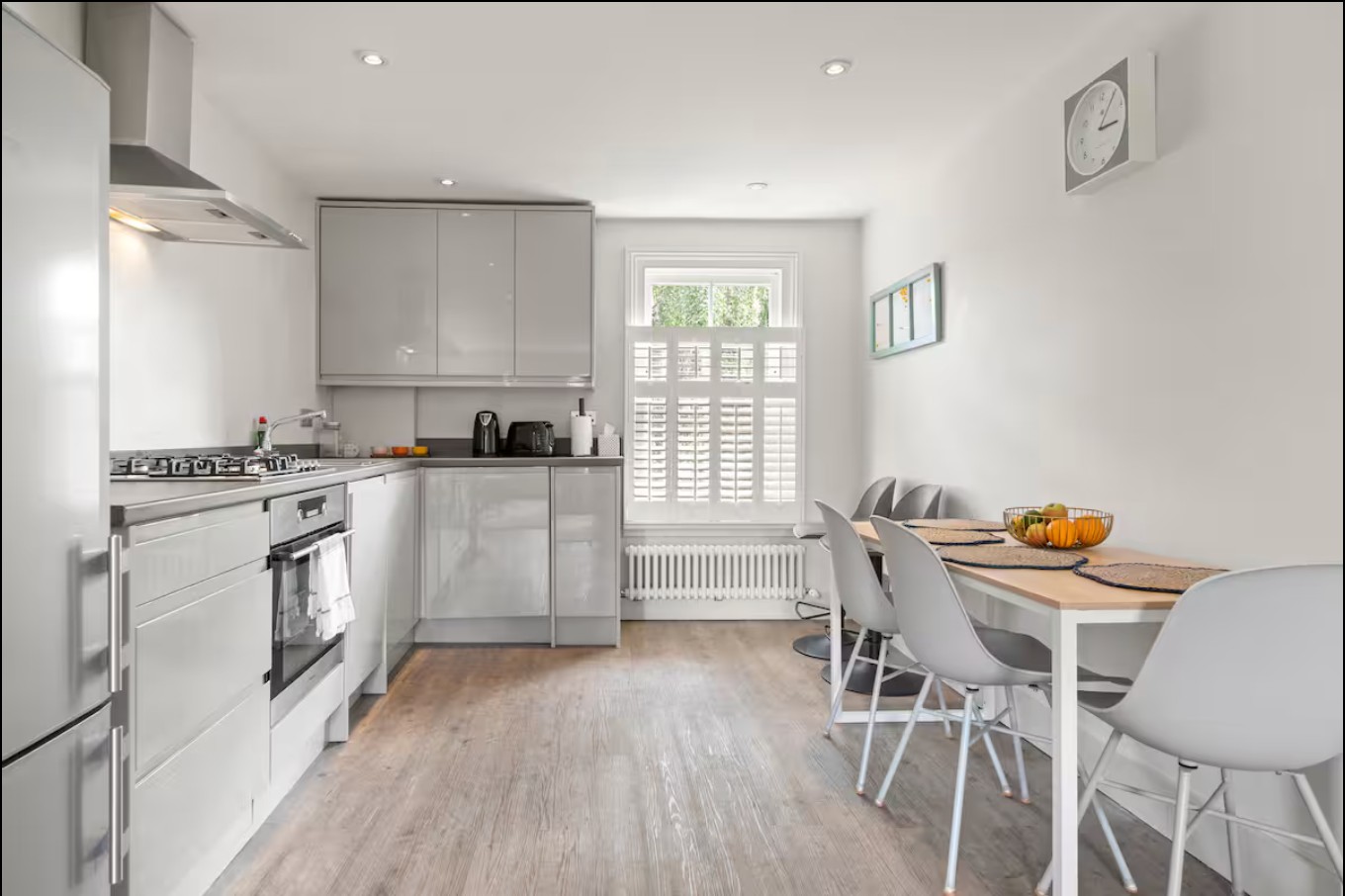 Additional image 14 of 2 Bed Flat, Vauxhall Grove, SW8, N1 7GU