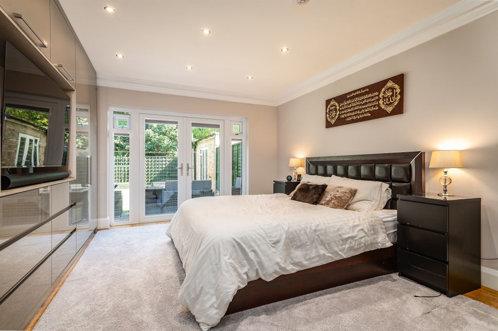 Additional image 8 of 7 bed detached house for saleBroadway, Peterborough PE1