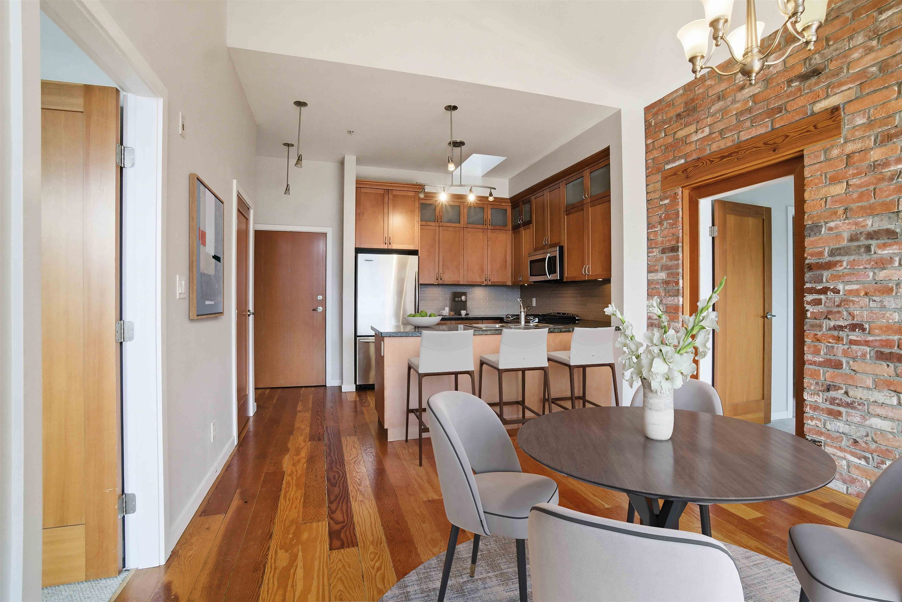 Additional image 4 of 407-250 Salter Street, New Westminster, BC, V3M 0B7