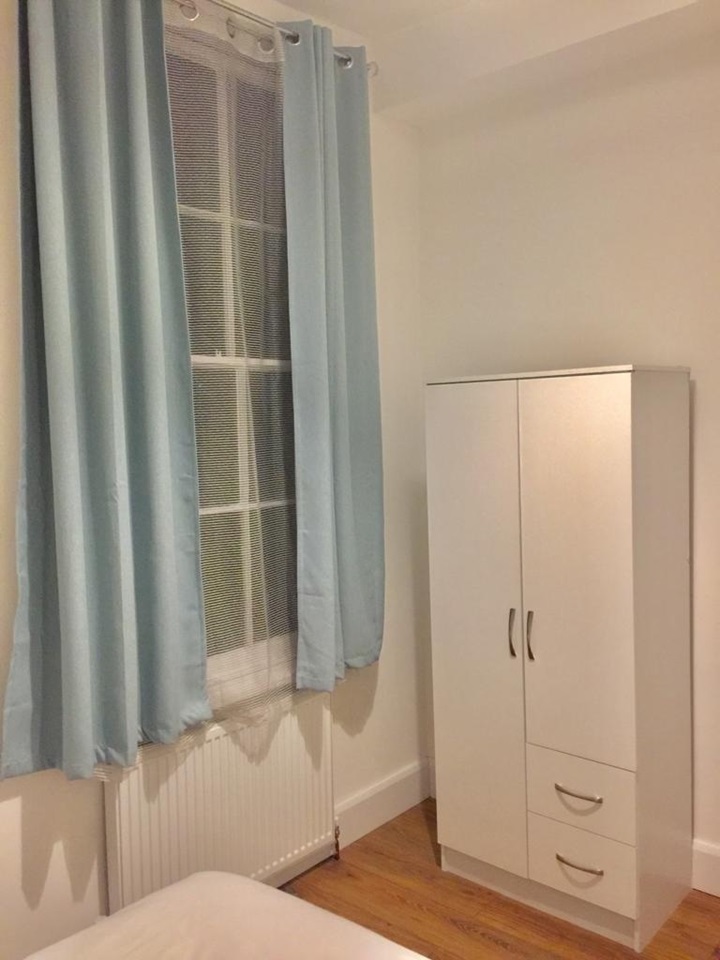 Additional image 8 of 2 Bed Flat, Gloucester Crescent, NW1, N1 7GU