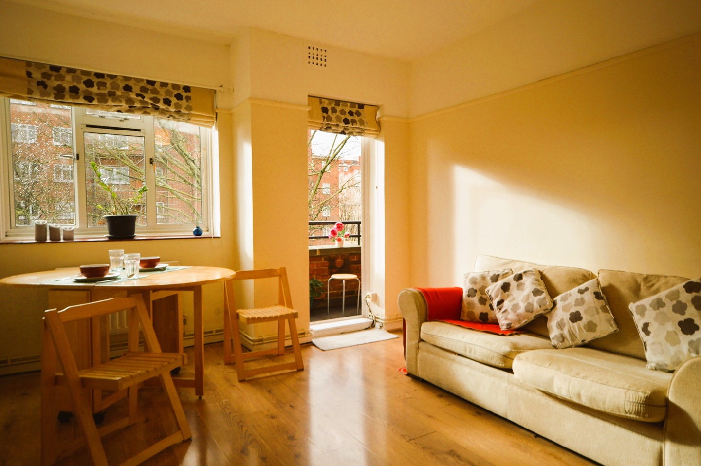 Additional image 2 of 1 Bed Flat, Newtown Court, SW11, N1 7GU