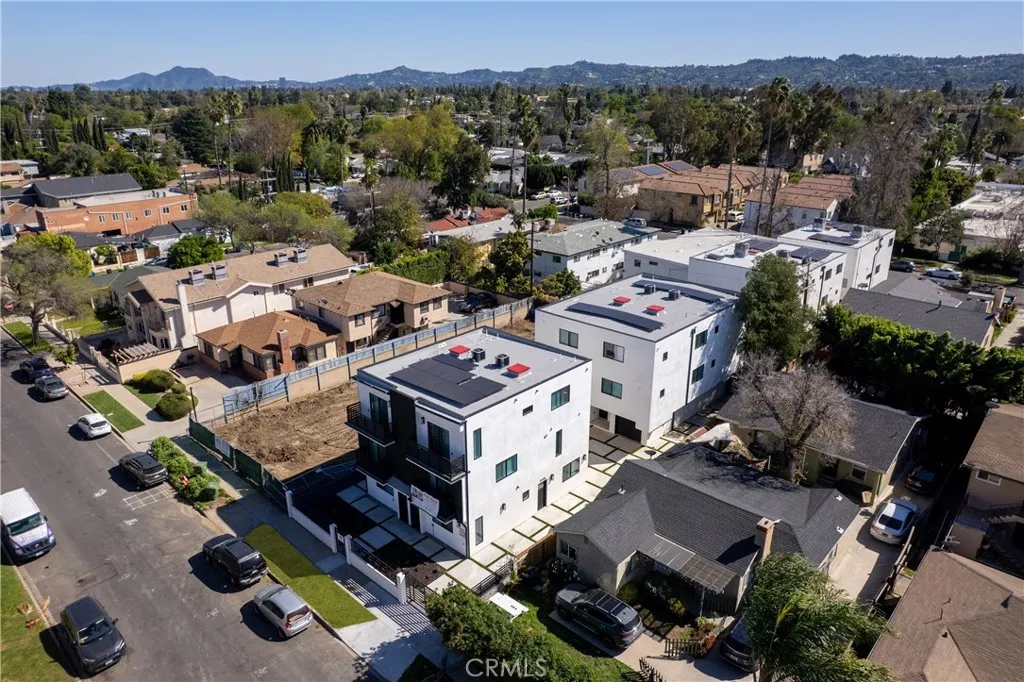 Additional image 19 of 14420 Tiara St, Van Nuys, CA 91401