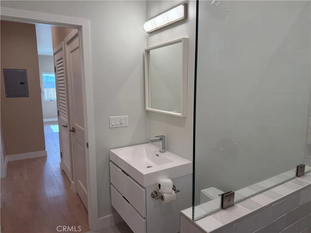 Additional image 12 of 1072 N Vinedo Avenue, Pasadena, CA 91107