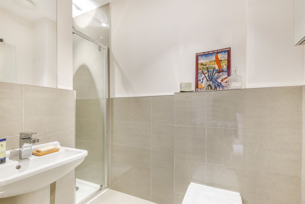 Additional image 13 of 2 bed flat for saleBlestium Street, Monmouth, Monmouthshire NP25