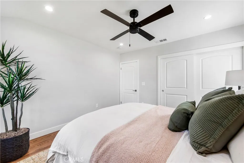 Additional image 97 of 406 Eton Dr, Burbank, CA 91504