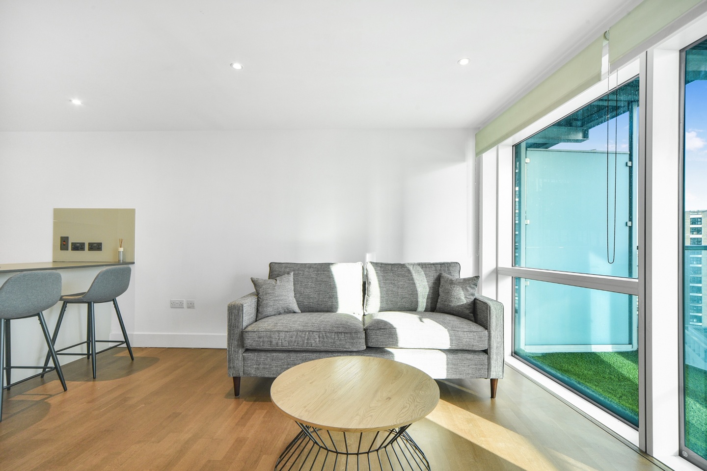 Additional image 3 of 2 Bed Flat, Whitechapel High St, E1, N1 7GU