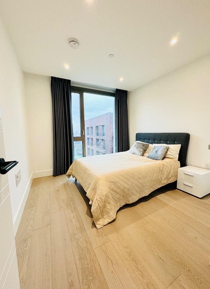 Additional image 16 of 2 Bed Flat, Salisbury House, SW11, N1 7GU