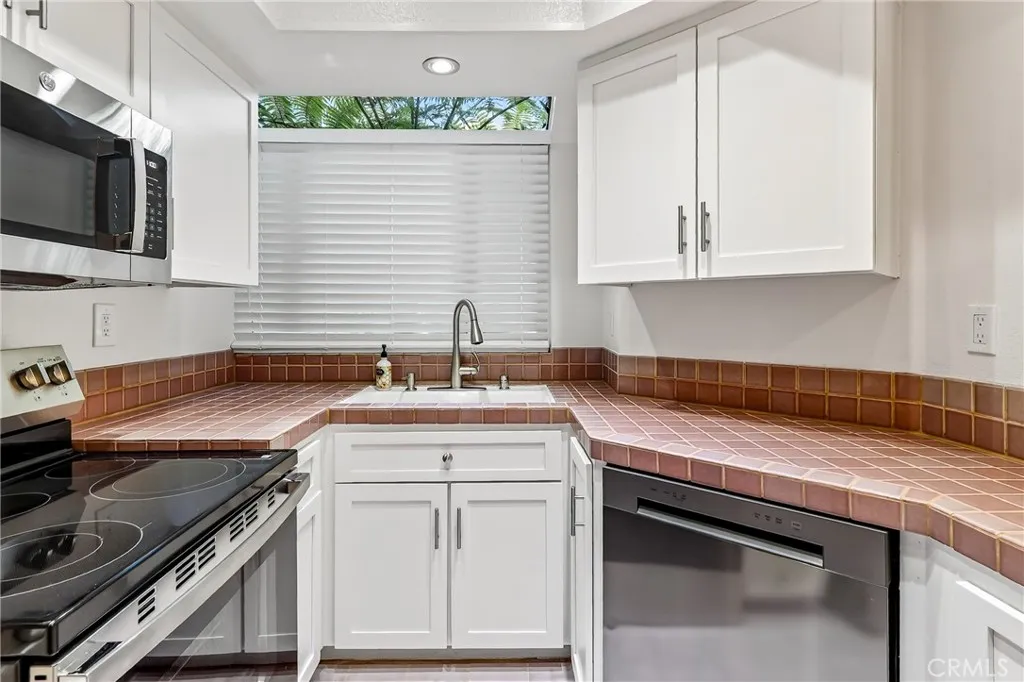 Additional image 38 of 227 Santa Rosa Court, Laguna Beach, CA 92651