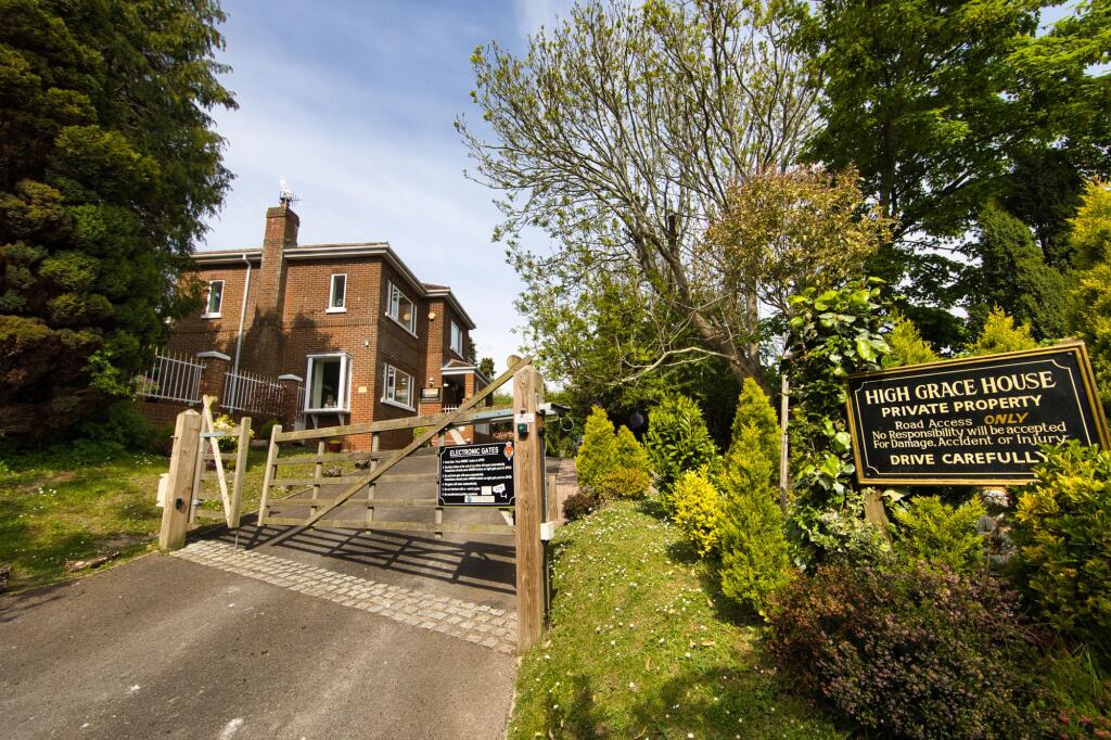 Additional image 44 of Common Lane, River, CT17