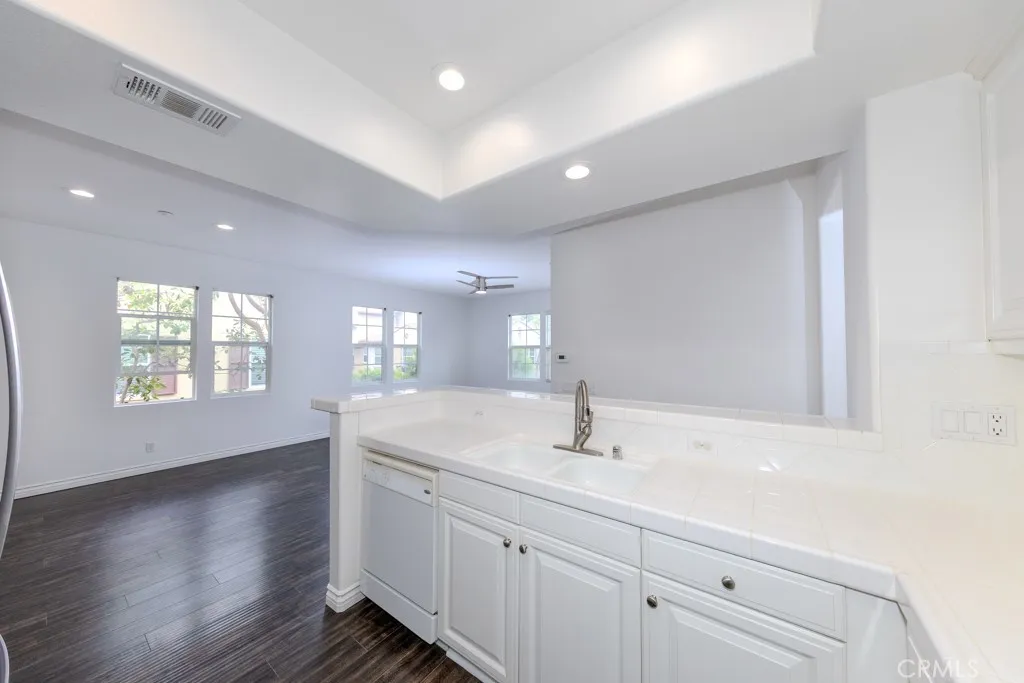 Additional image 22 of 87 Reunion, Irvine, CA 92603