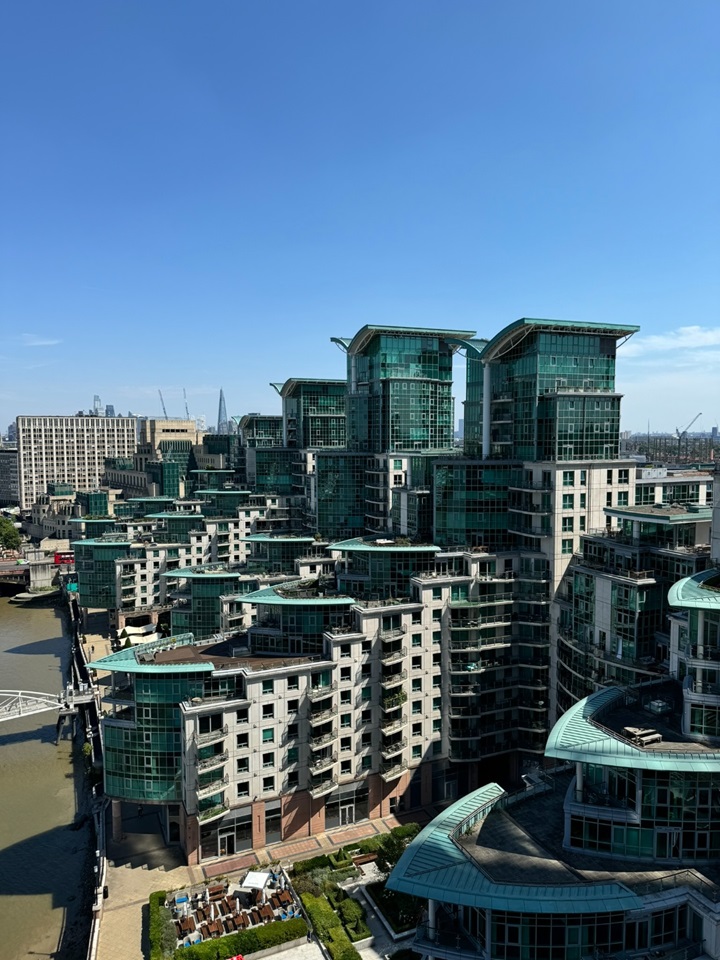 Additional image 10 of 3 Bed Flat, St. George Wharf, SW8, N1 7GU