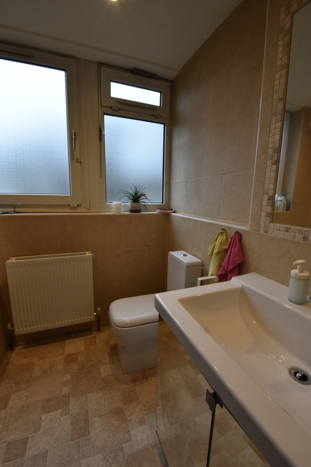 Additional image 10 of Room in a Shared House, Searles Close, SW11, N1 7GU