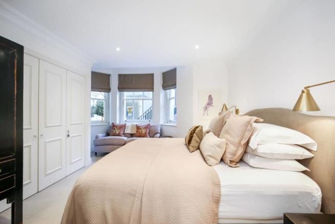 Additional image 9 of 2 Bed Flat, Charlesworth House, SW7, N1 7GU