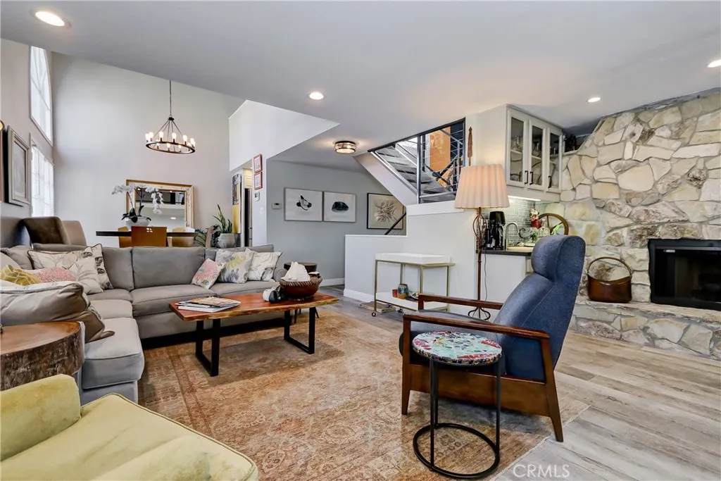 Additional image 12 of 425 S Catalina Ave Unit 2, Redondo Beach, CA 90277