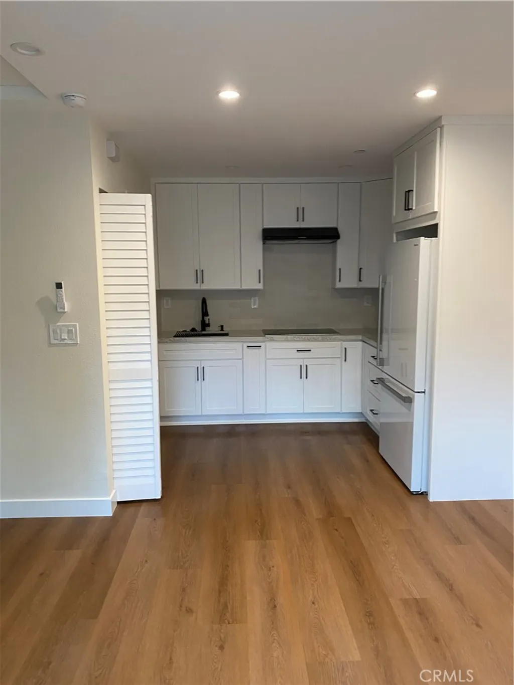 Additional image 10 of 2442 Queensberry Road, Pasadena, CA 91104