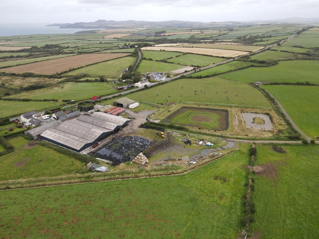 Farm for saleSquare & Compass, Haverfordwest SA62