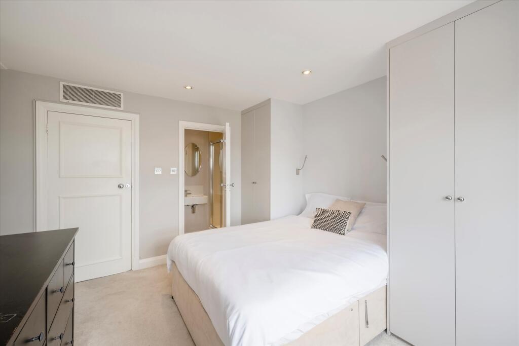 Additional image 10 of 2 Bed Flat, Ovington Court, SW3, N1 7GU