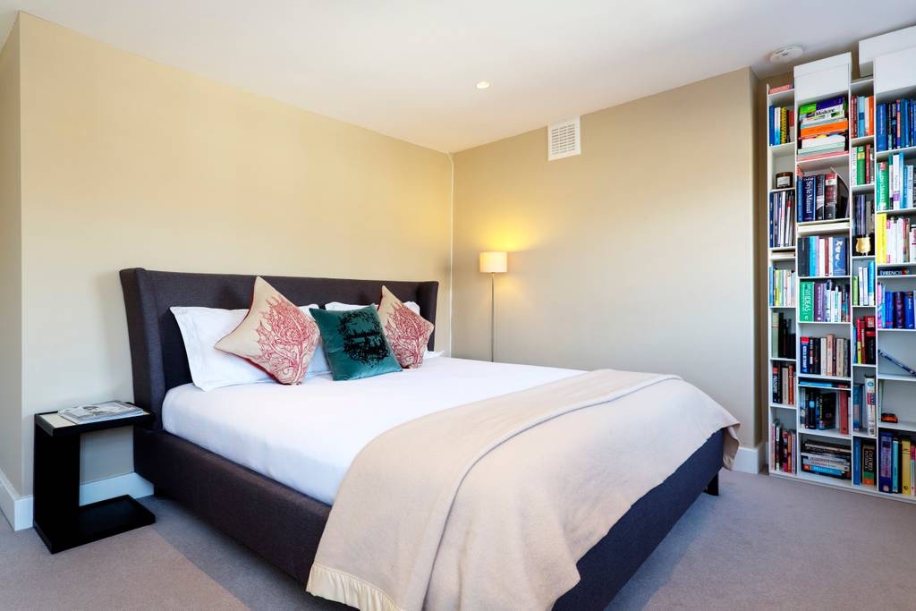 Additional image 3 of 2 Bed Flat, Chadwell Street, EC1R, N1 7GU