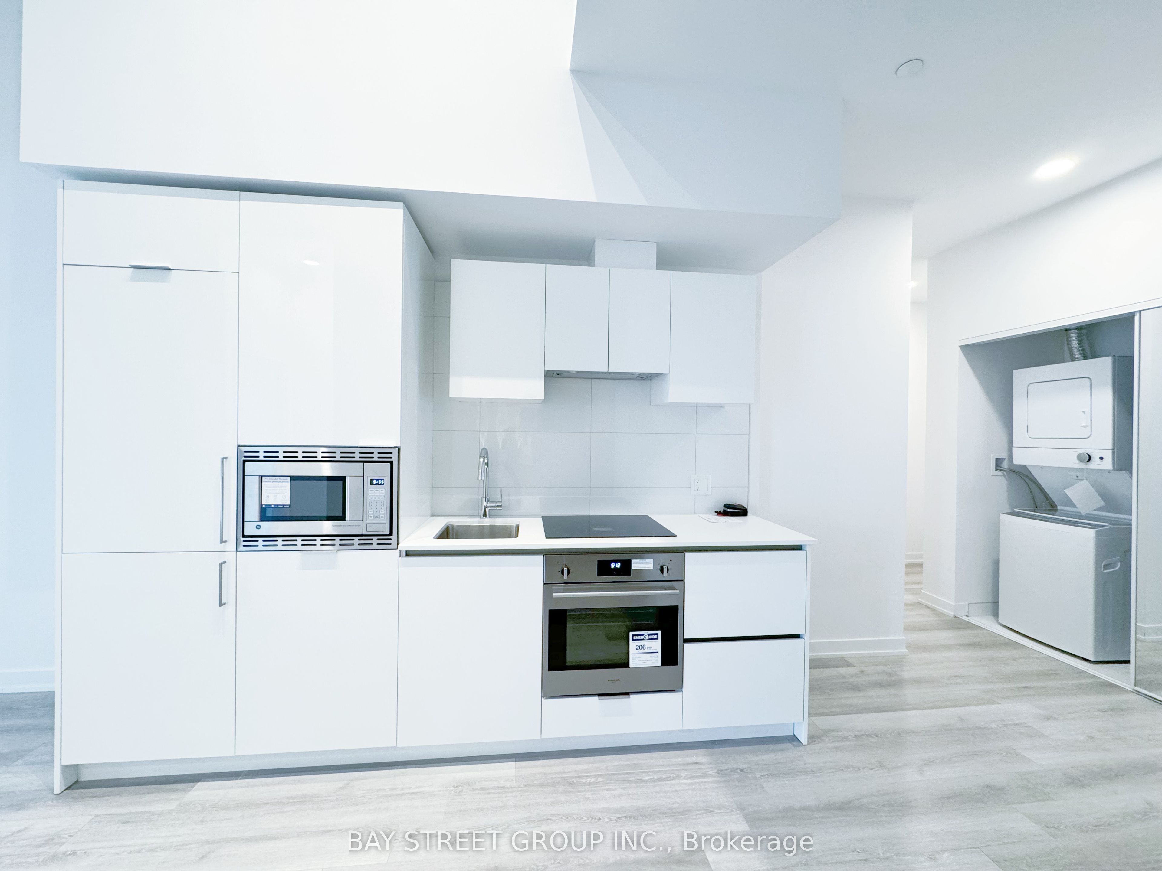 Additional image 6 of 606-238 Simcoe Street, Toronto, ON, M5T 3B9