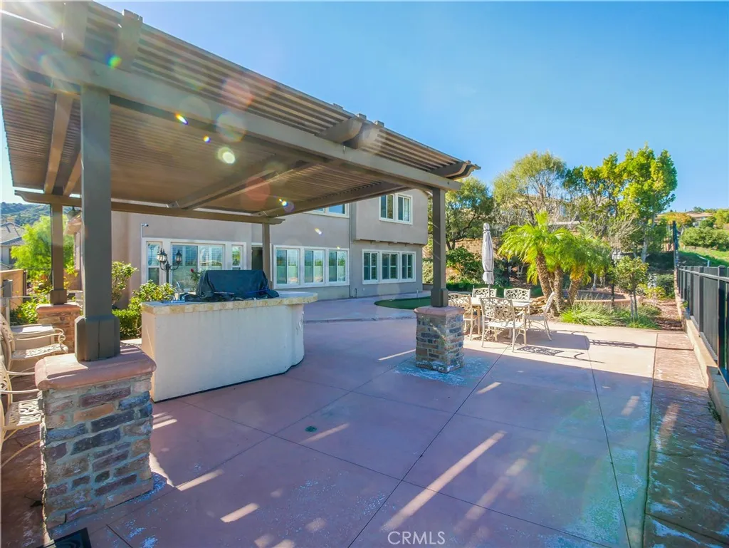 Additional image 6 of 8072 Soft Winds Dr, Corona, CA 92883