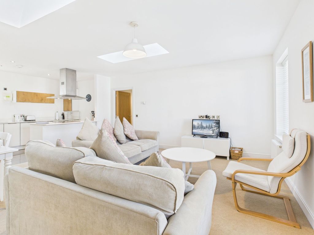 Additional image 2 of 3 bed flat for saleCambrian Quay, Saundersfoot SA69