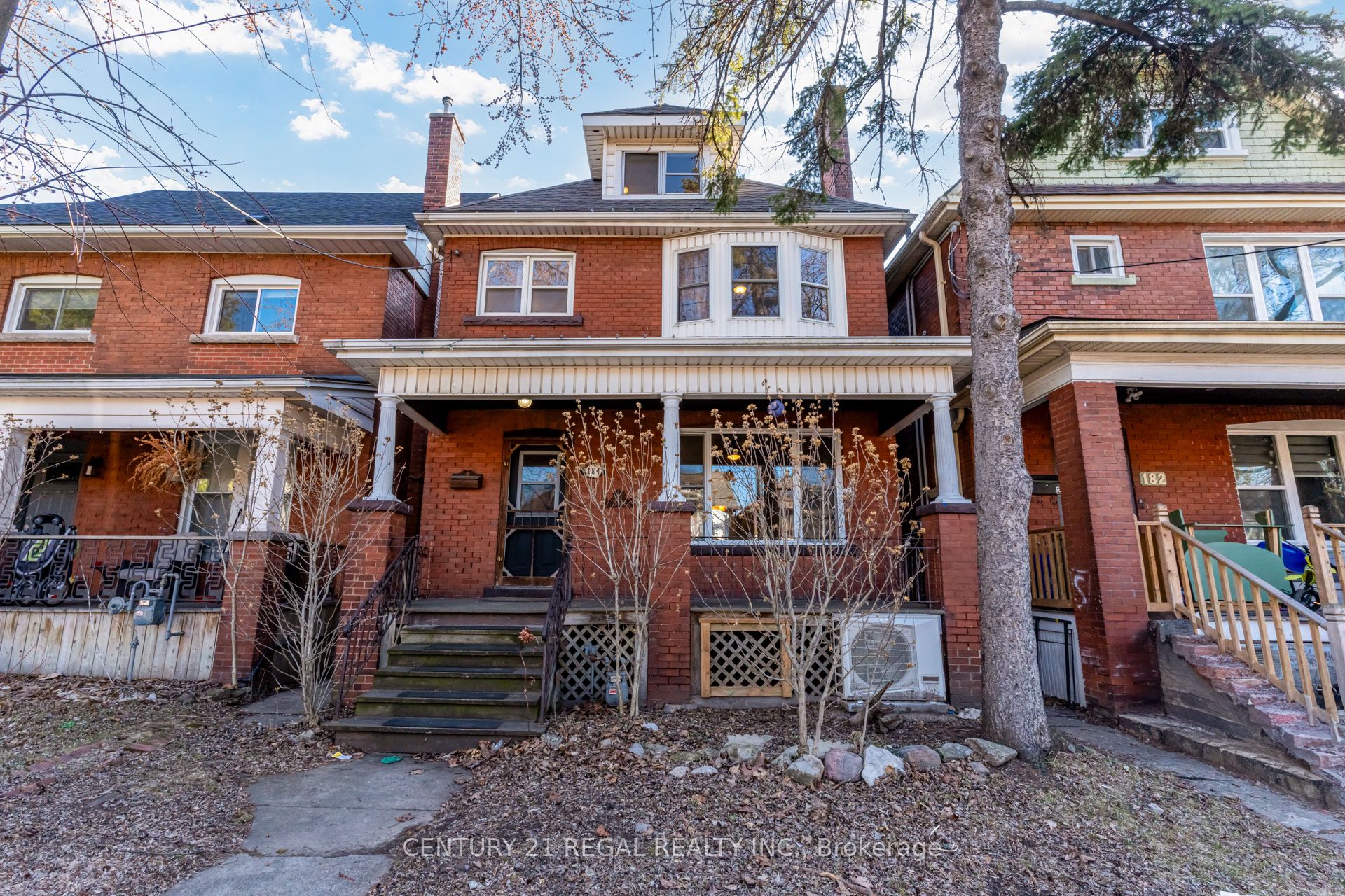184 Maplewood Avenue, Hamilton, ON, L8M 1X7
