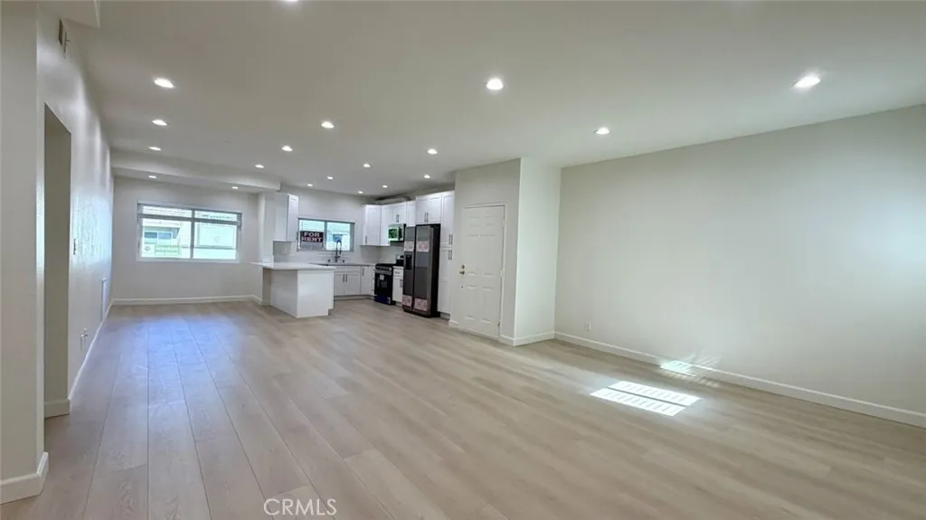 Additional image 4 of 310 E Providencia Avenue Unit 108, Burbank, CA 91502