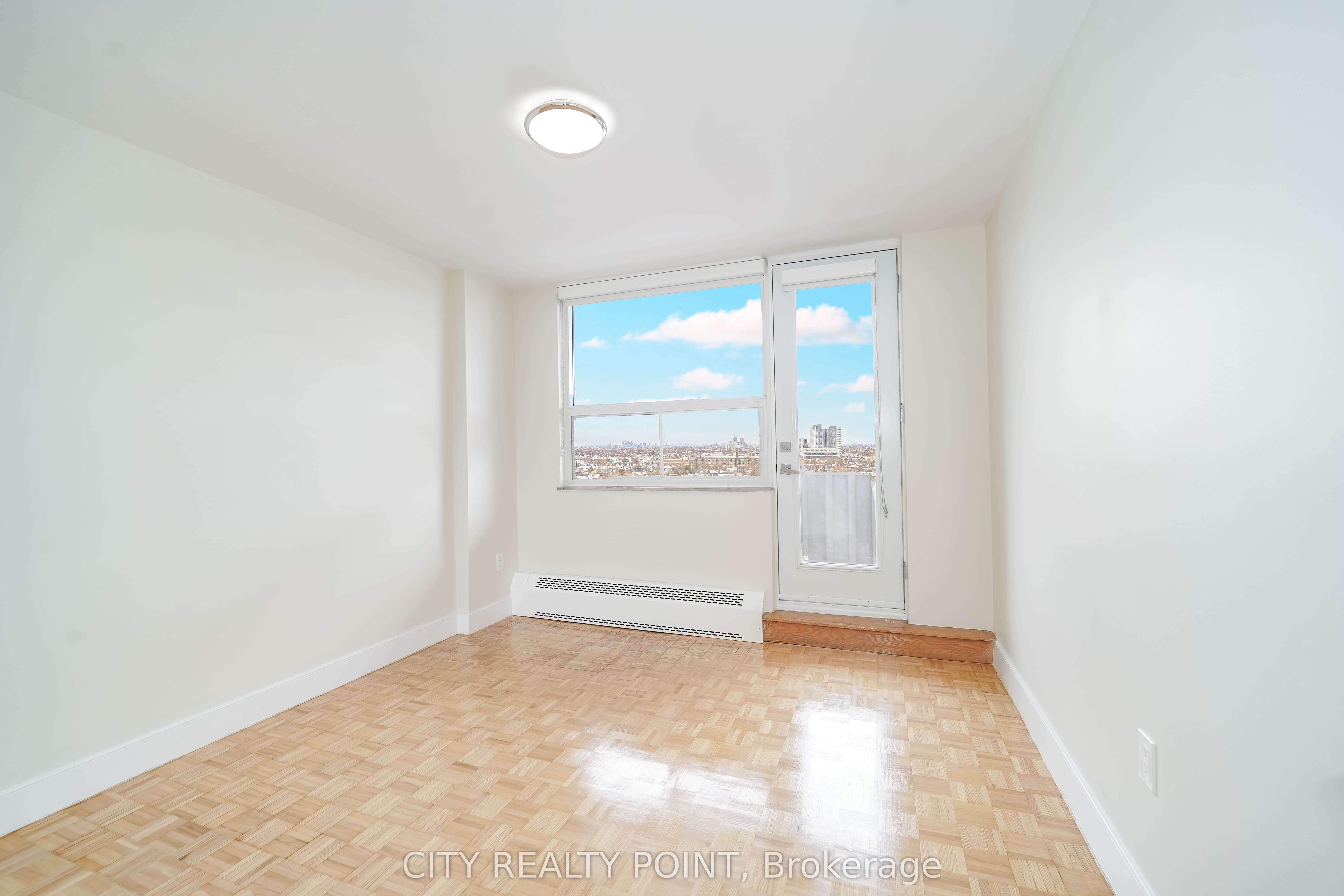Additional image 4 of PH10-666 Spadina Avenue, Toronto, ON, M5S 2H8