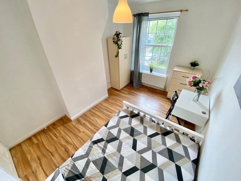 Additional image 11 of 4 Bed Flat, Lockwood House, SE11, N1 7GU