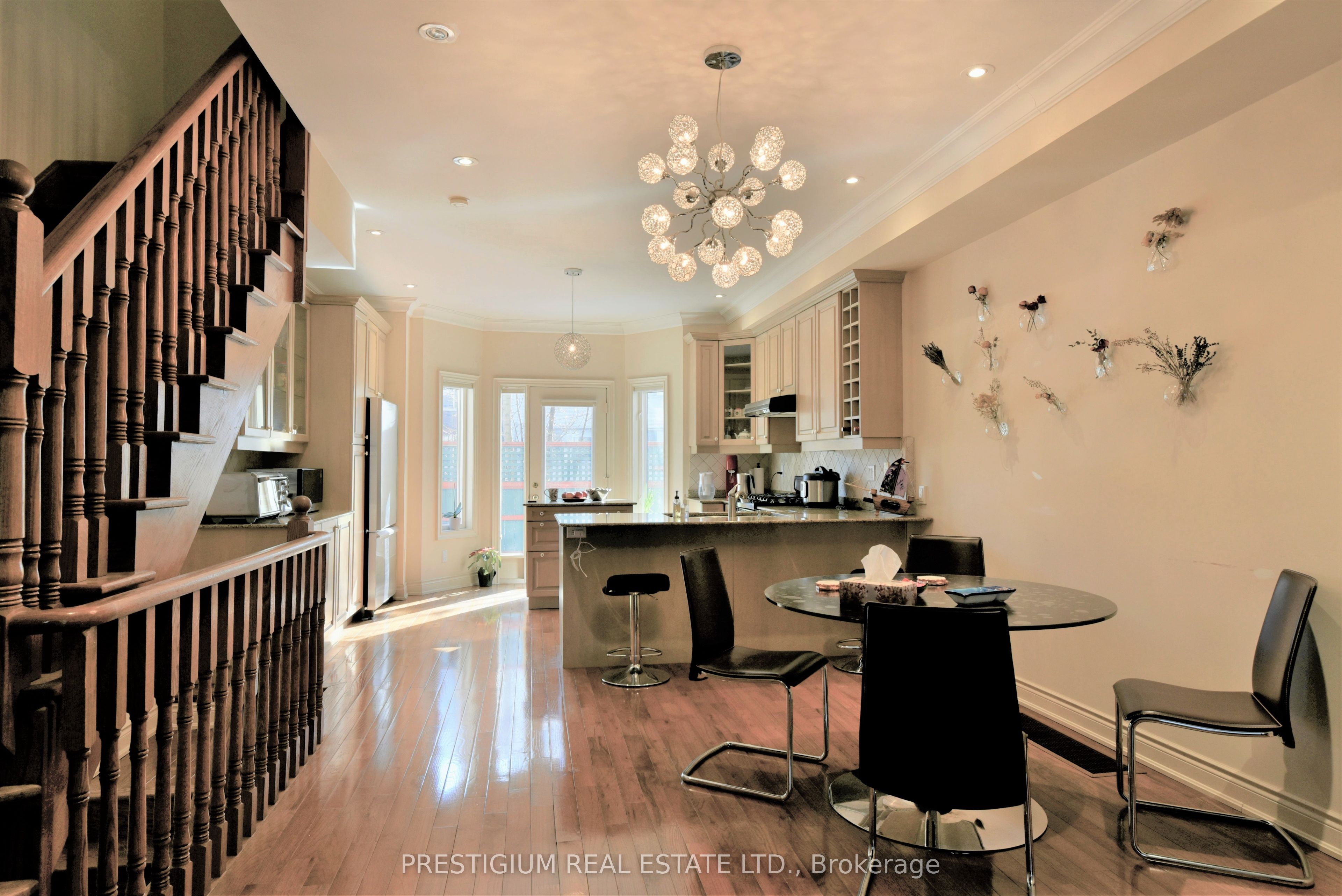 Additional image 6 of 11 Annex Lane, Toronto, ON, M5R 3V2