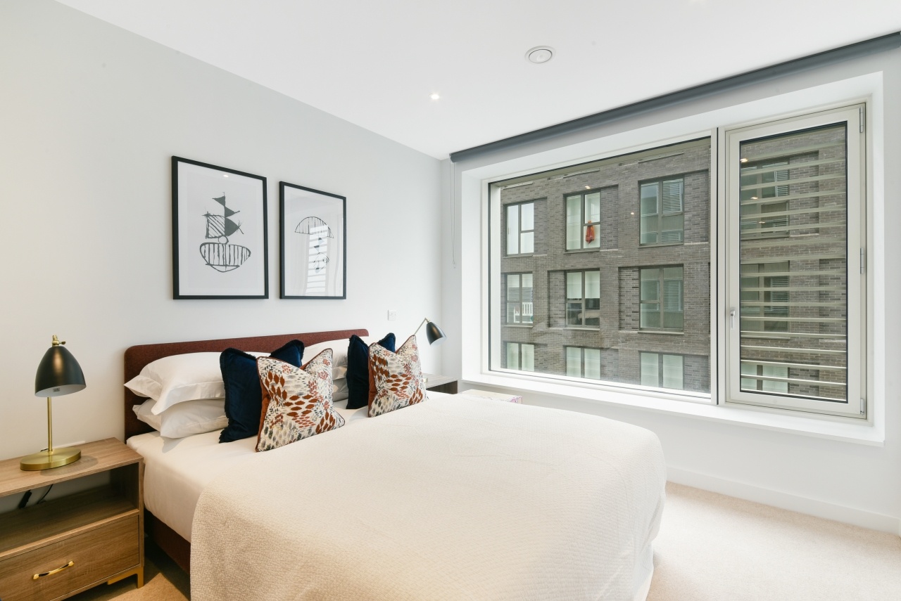 Additional image 6 of 2 Bed Flat, Hurlock Heights, SE17, SE17 1GD