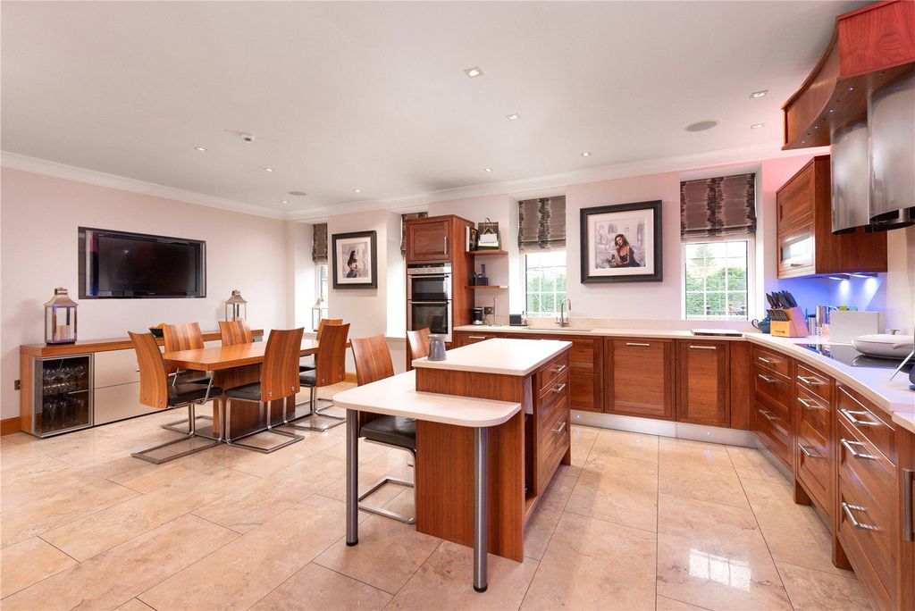 Additional image 3 of 6 bed detached house for saleThe Coachman's House, Dollarbeg, Dollar, Clackmannanshire FK14