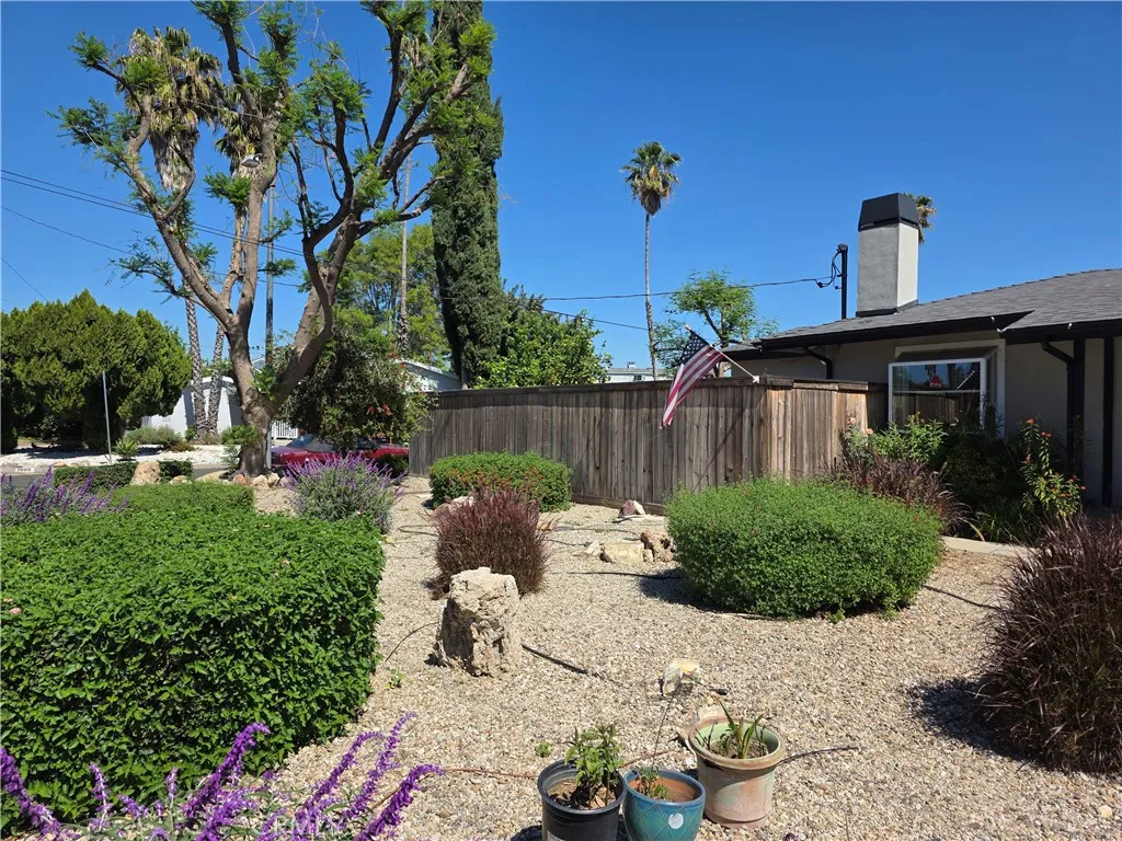 Additional image 12 of 6954 Glade Ave, Canoga Park, CA 91303