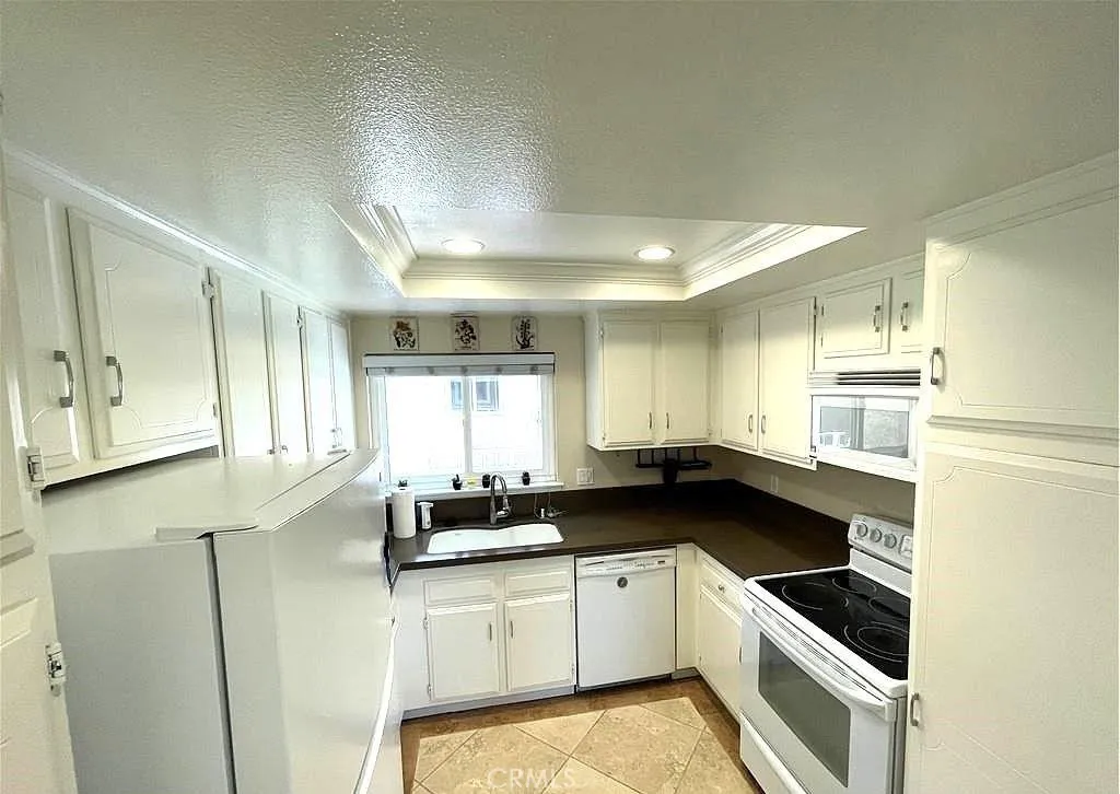 Additional image 17 of 2390 Via Mariposa W Unit 3C, Laguna Woods, CA 92637