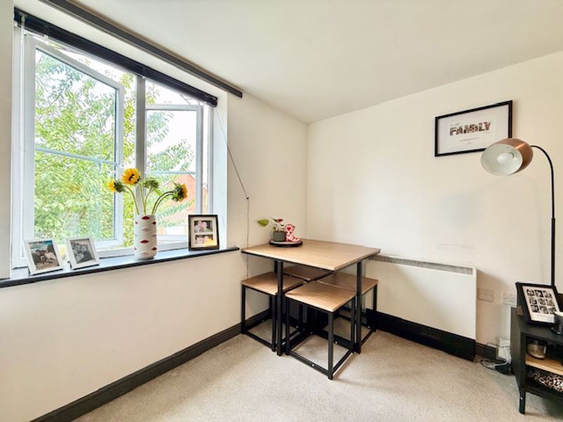 2 bed flat for saleKilburn End, Oakham LE15 photo 5