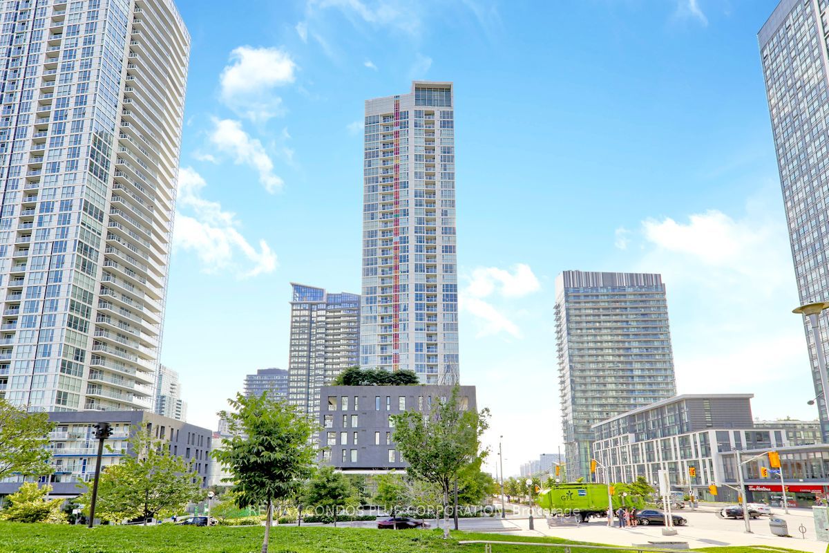 2502-75 Queens Wharf Road, Toronto, ON, M5V 0J8