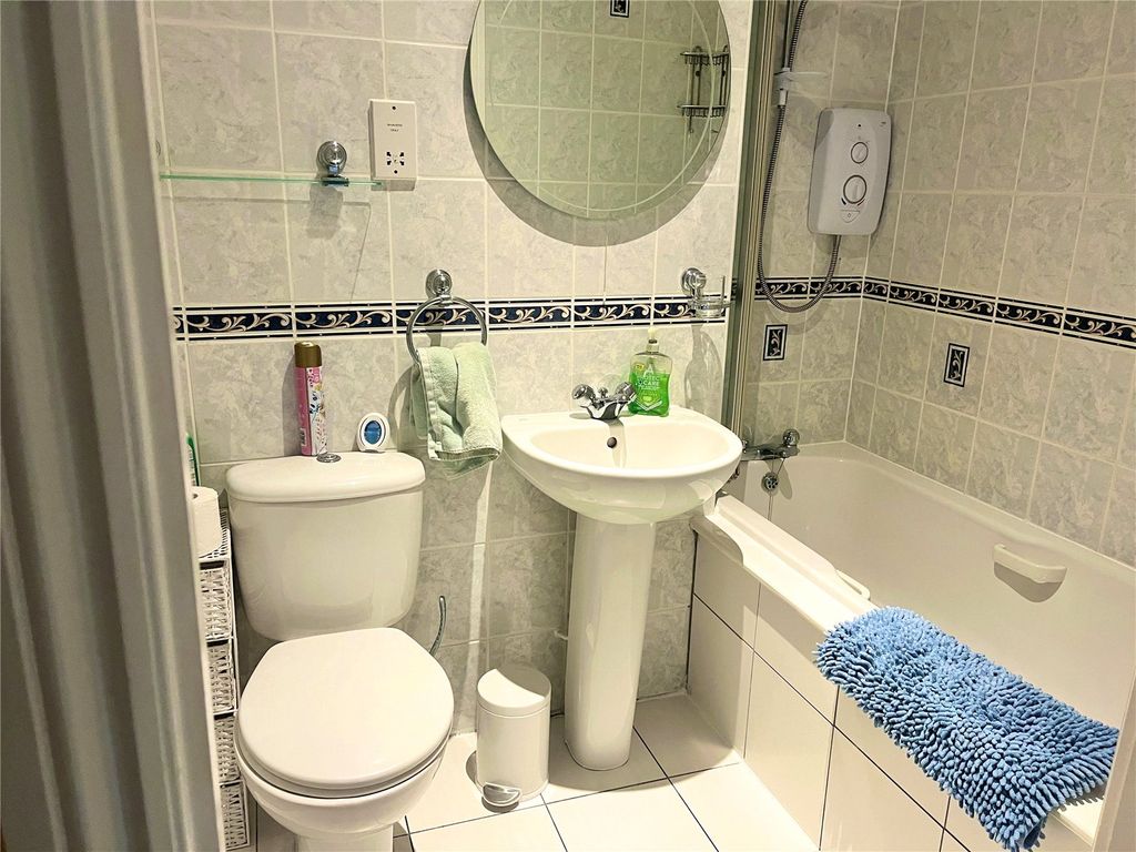 Additional image 14 of 2 bed flat for saleNarberth Road, Tenby, Pembrokeshire SA70