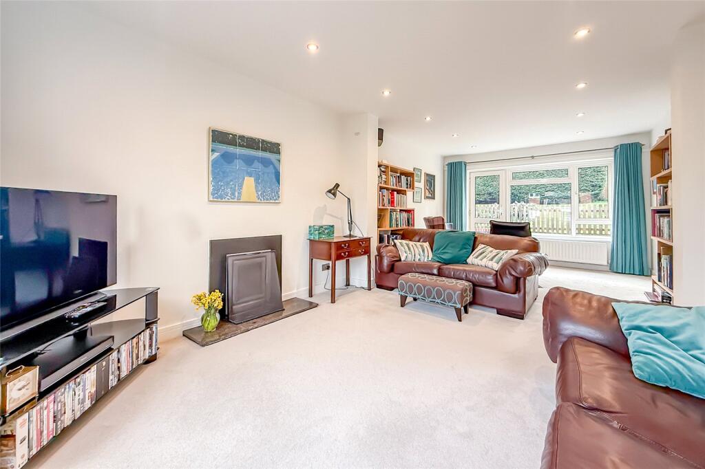 Additional image 21 of Aplins Close, Harpenden, Hertfordshire, AL5