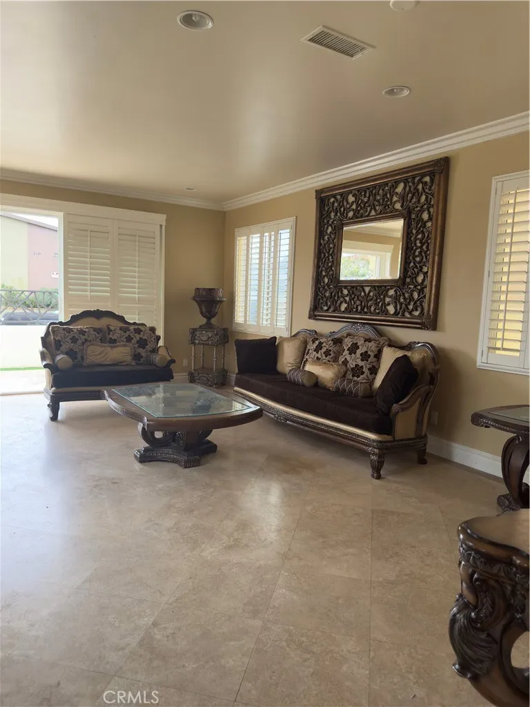 Additional image 62 of 211 Chicago Ave, Huntington Beach, CA 92648