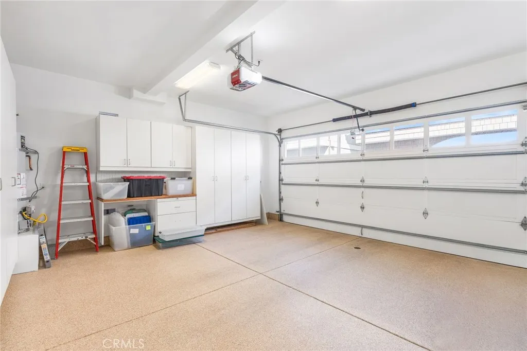 220 Coral Ave, Newport Beach, CA 92662