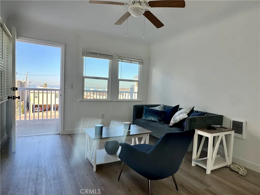 Additional image 2 of 908 Manhattan Avenue Unit D, Hermosa Beach, CA 90254