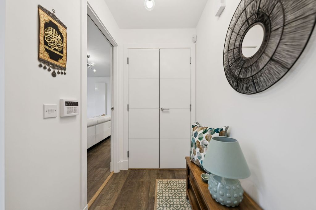 Additional image 19 of 2 bed flat for sale122 Festival Court, Prince's Quay, Glasgow G51