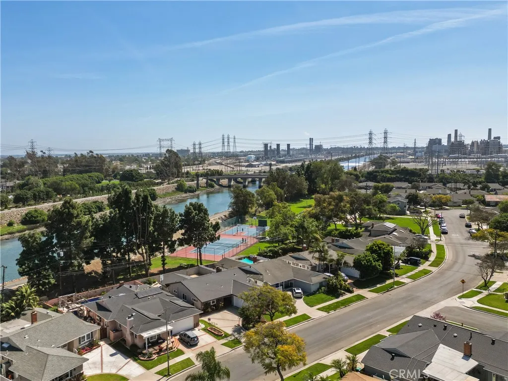 Additional image 91 of 828 Stevely Ave, Long Beach, CA 90815