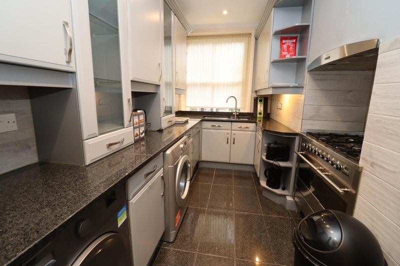 Additional image 10 of Room in a Shared Flat, Lodge Road, NW8, N1 7GU