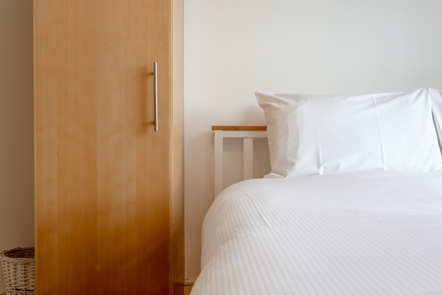 Additional image 18 of 2 Bed Flat, Trinity Square, EC3N, N1 7GU