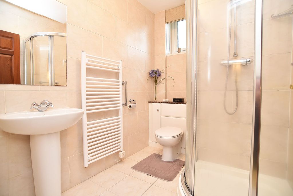 Additional image 14 of 3 bed flat for saleBeech Grove, Harrogate HG2