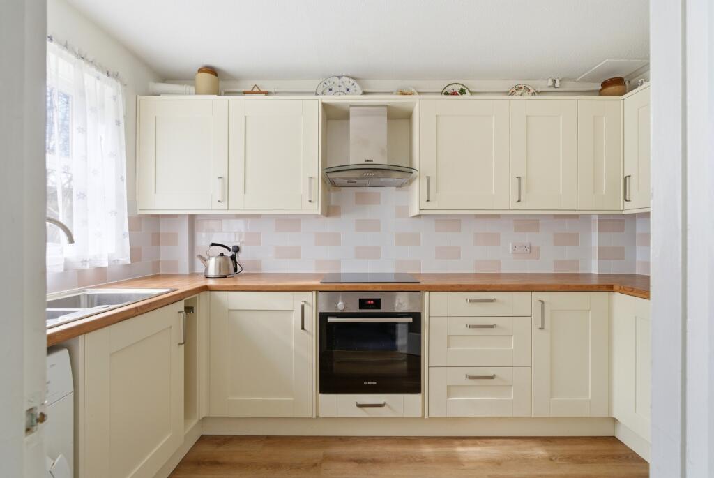 Additional image 2 of Taylor Close, St. Albans, Hertfordshire, AL4