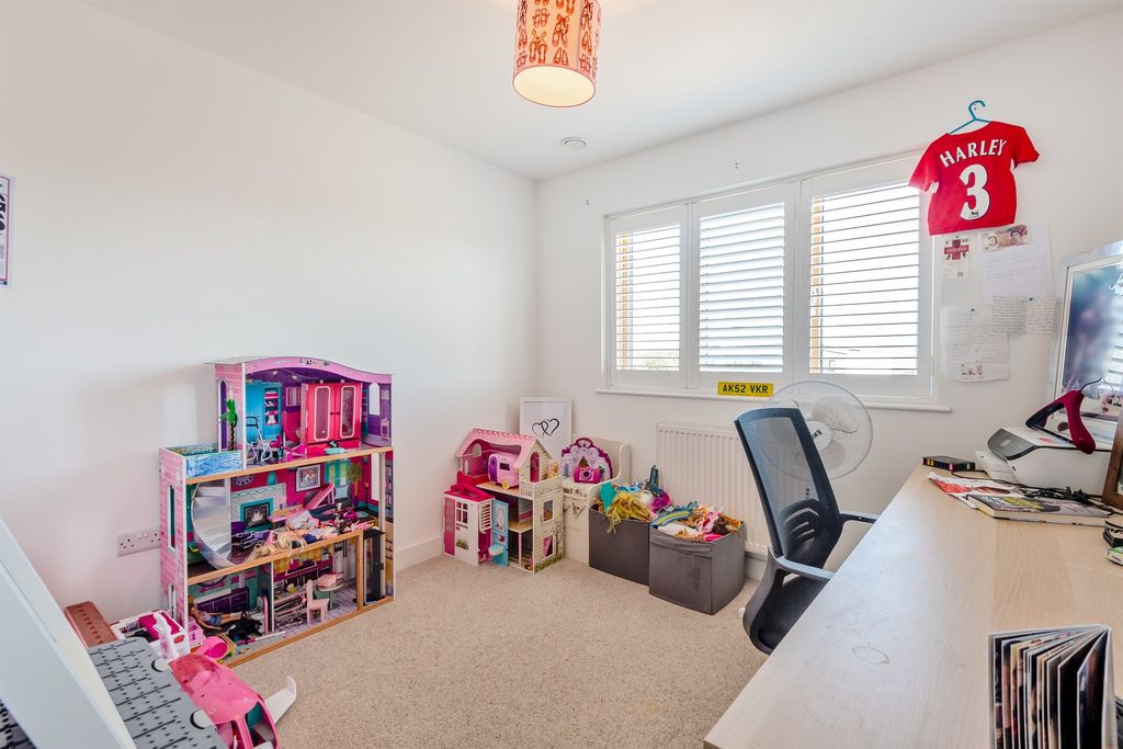 Additional image 14 of 7 bed detached house for saleWinsor Crescent, Hampton Vale, Peterborough PE7