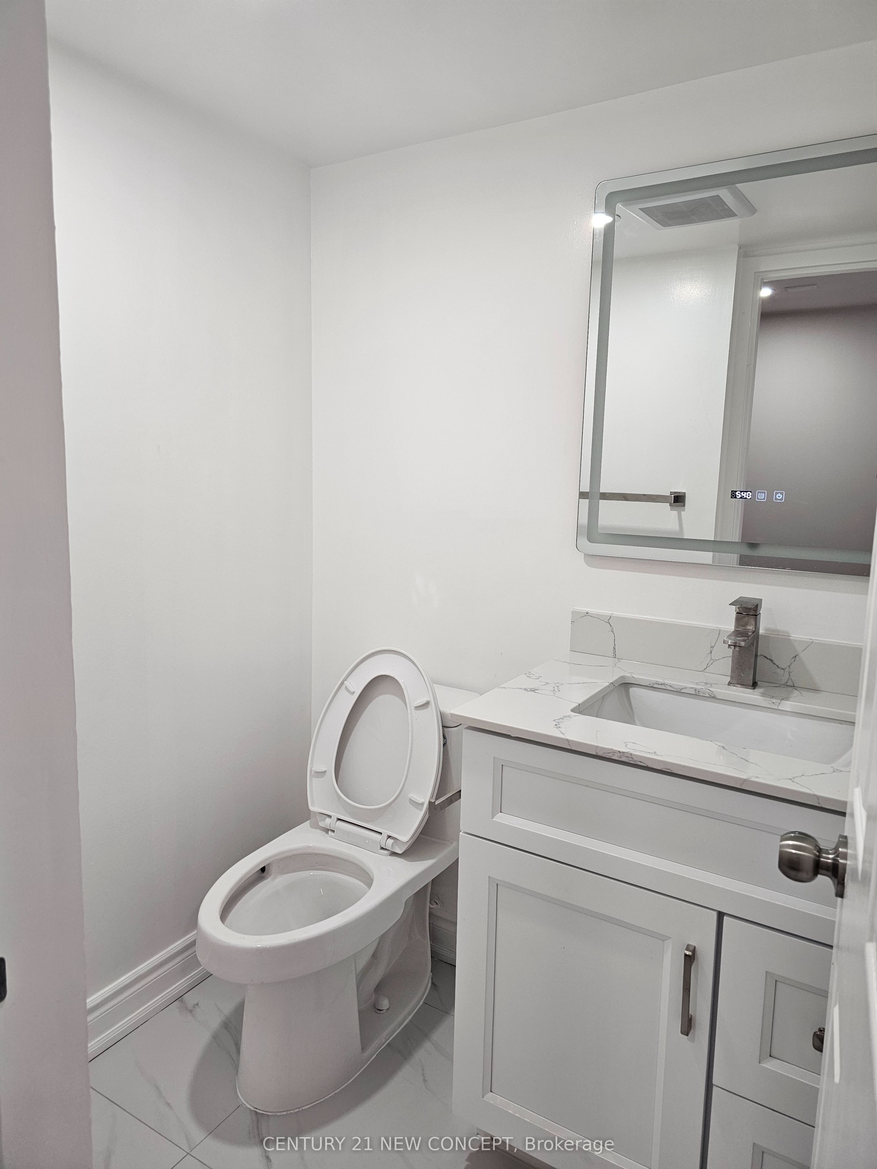 Additional image 4 of 809-25 Agnes Street S, Mississauga, ON, L5B 3X7
